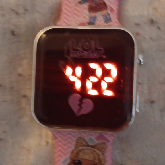 Accutime LOL Surprise Watch - Picture 6 of 6